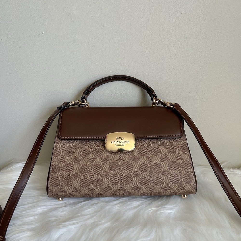 Coach Eliza Brown Signature Canvas Leather Shoulder Bag Excellent